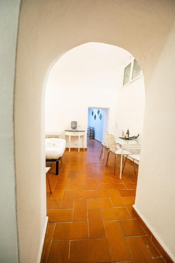 Campo De Fiori Grotto Apartment Рим Екстер'єр фото