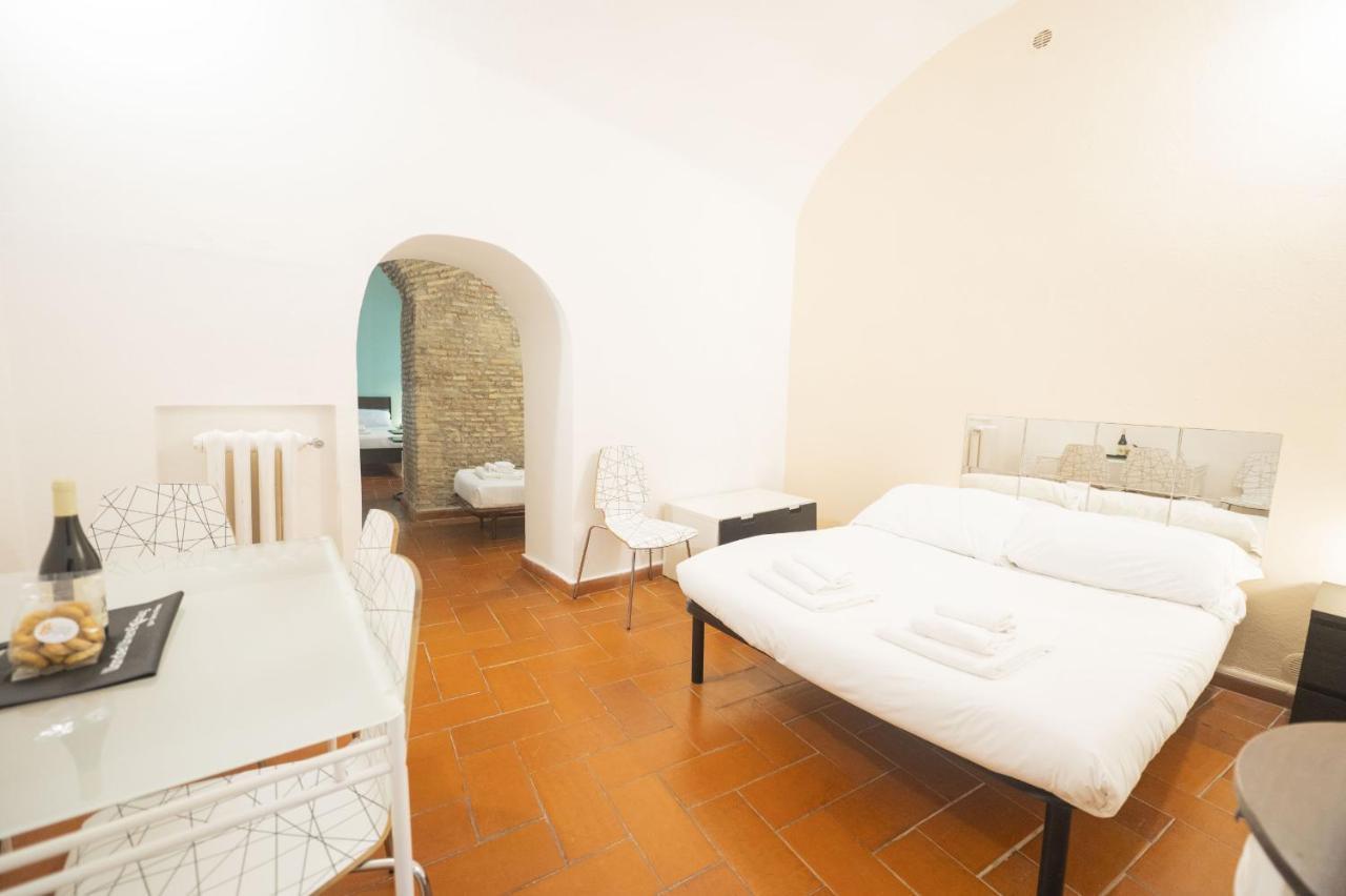Campo De Fiori Grotto Apartment Рим Екстер'єр фото
